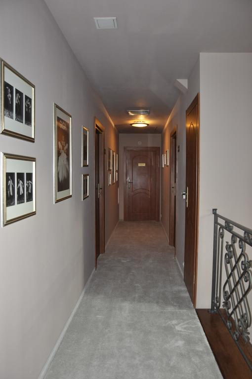 Villa Del Arte Bed & Breakfast Wadowice Ngoại thất bức ảnh